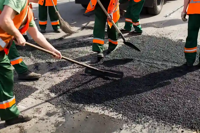 Asphalt Paving Repair Contractor