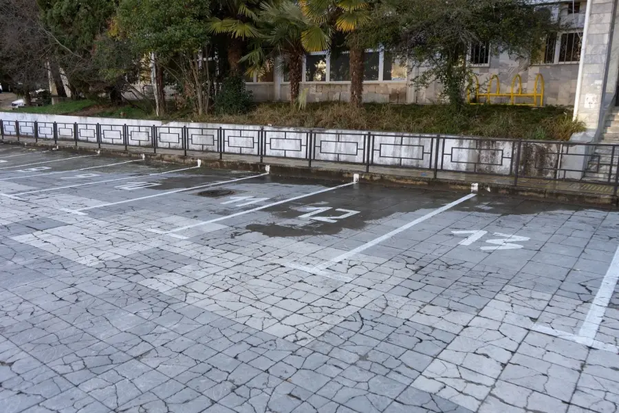 Choosing The Right Paint For Lot Striping Pine Mountain, GA Choosing The Right Paint For Lot Striping Pine Mountain, GA